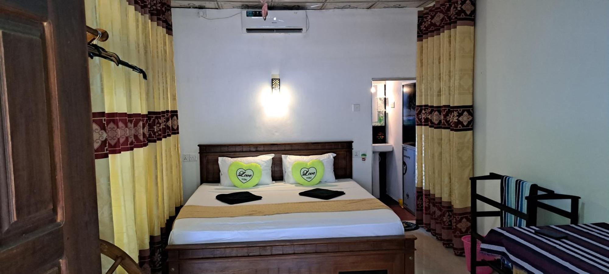Kavidi Villa Home Stay Tangalle Quarto foto